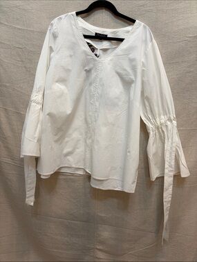 Tie-Cuff V-Neck Bell Sleeve Blouse in White
